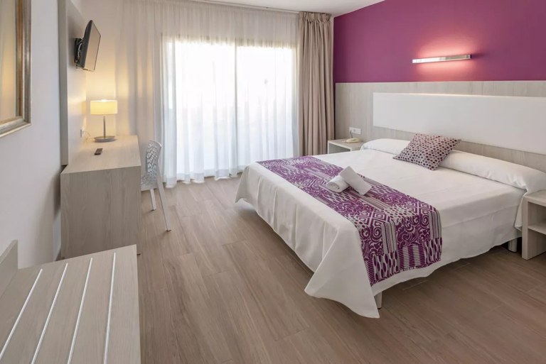 4r Meridià Mar***