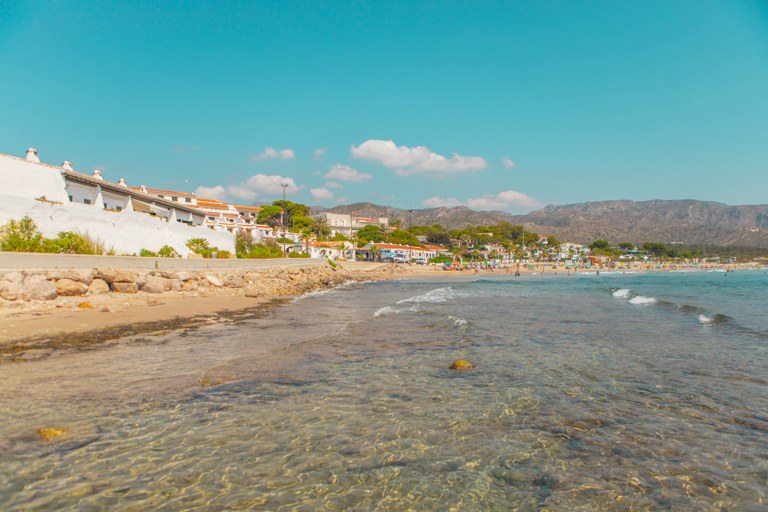 Almadrava Beach